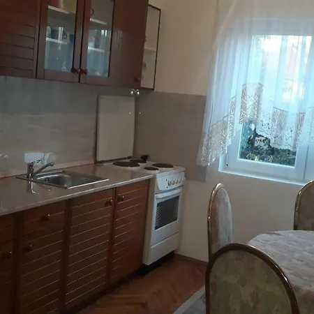Lela * Vranje